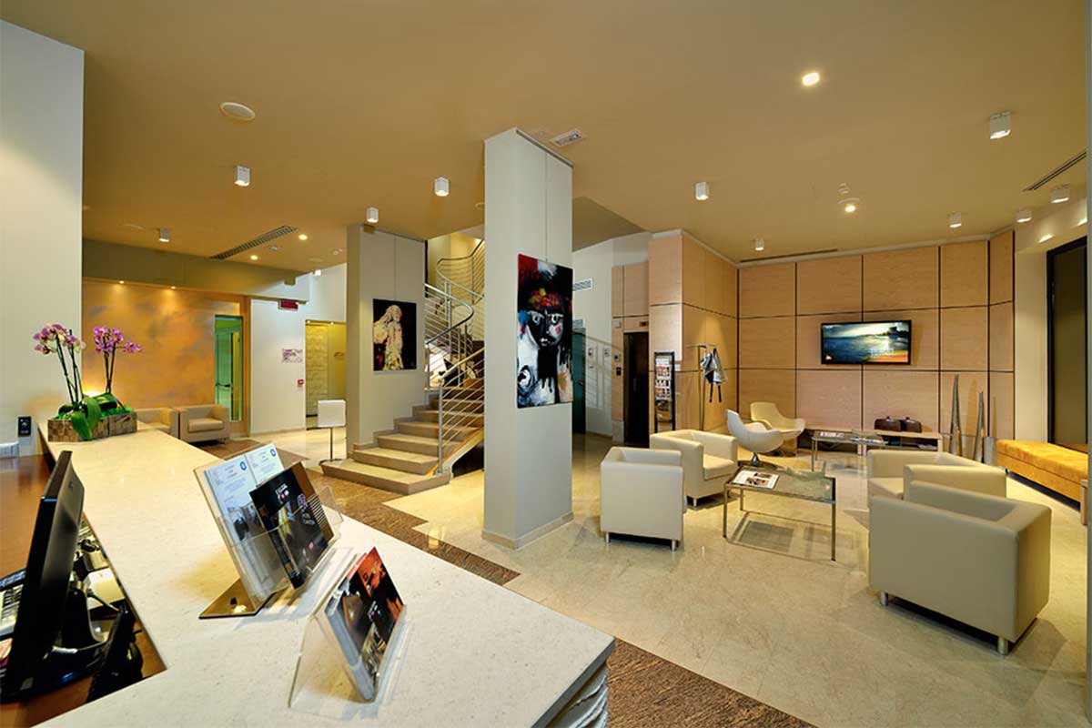 hotel_carlton_reception